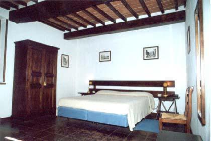 Albergo La Sfinge Chiusi Bagian luar foto