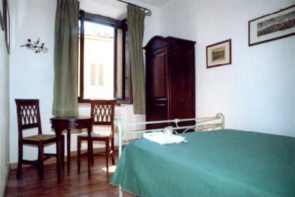 Albergo La Sfinge Chiusi Bagian luar foto