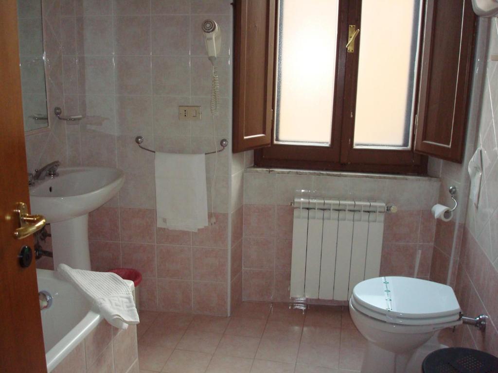 Albergo La Sfinge Chiusi Ruang foto